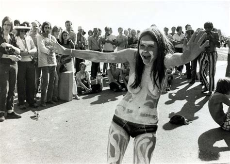 hippie nackt|Nude and Free: Photos of 70s Hippie Counterculture